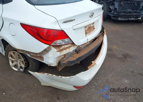 2014 Hyundai Accent Gls z USA, uszkodzony, nr VIN KMHCT4AE8EU633587